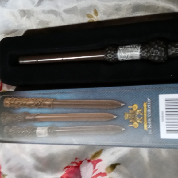 Gray - Picture 4 of 4